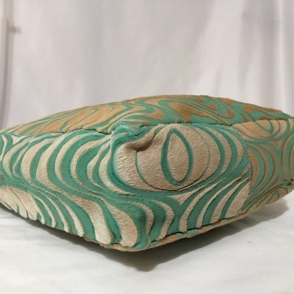 Authentic Fendi Shopper Small Tote - Picture 6 of 14